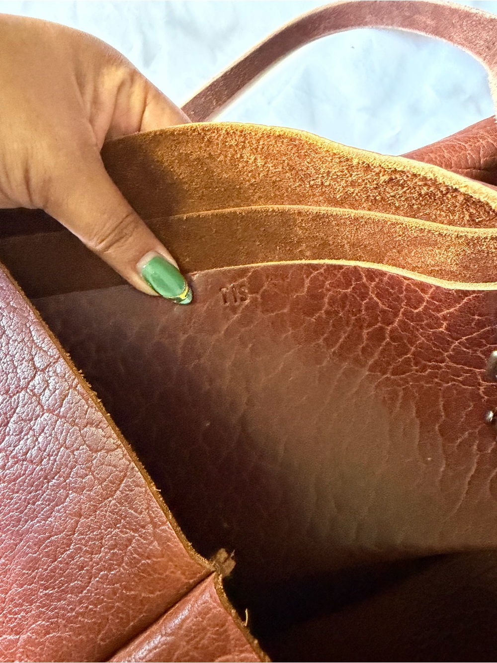 Go Forth Goods Large Avery tote in cognac bison - Picture 5 of 10
